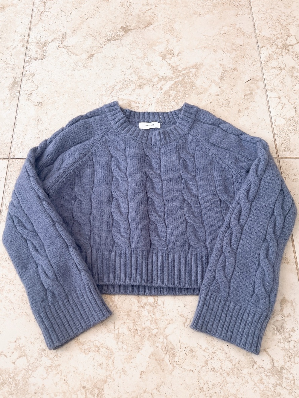 Free- Crop sweater - Picture 1 of 2